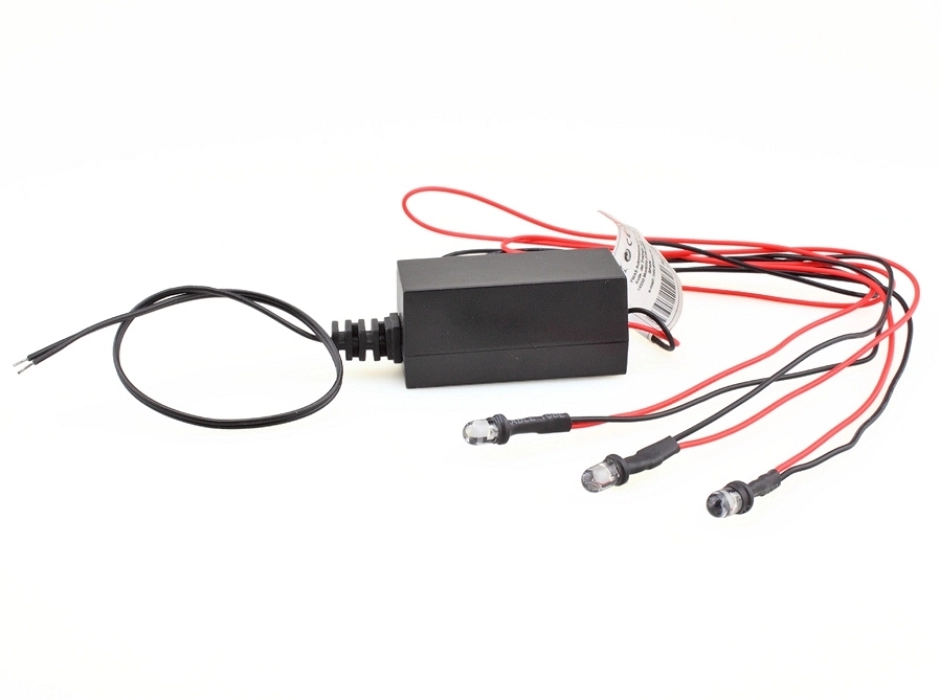 3 lámparas LED blanco frío 220V. c.a.