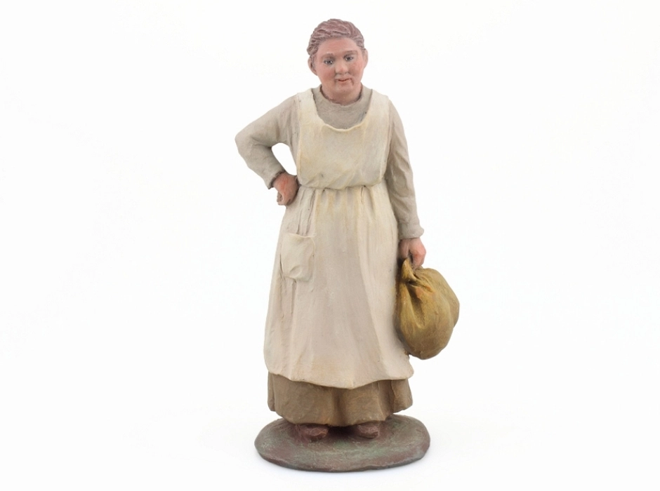 Abuela con hatillo 15 cm. Abuela con hatillo 15 cm.