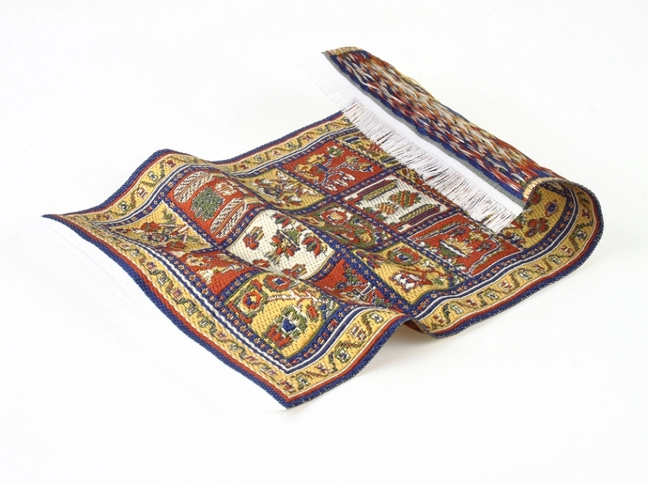 Alfombra persa tejida de cuadros (15,5 x 10 cm.)