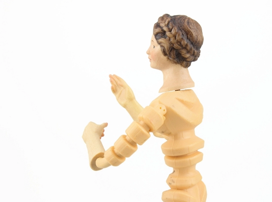 Cabeza femenina con trenza 15 cm.