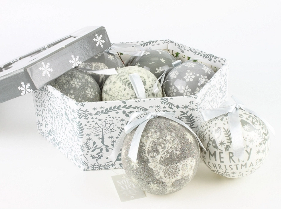 Caja regalo 7 bolas plata