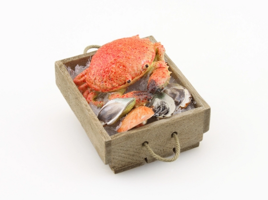 Cajón de mariscos con cangrejo Cajón de mariscos con cangrejo