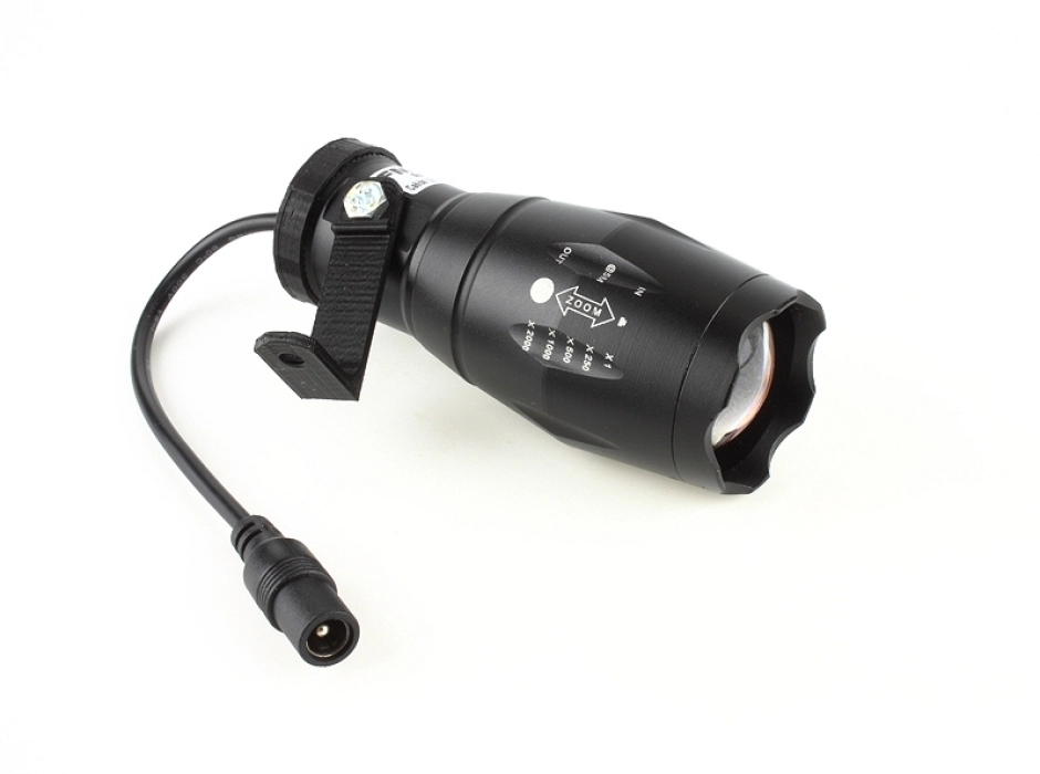 Cañón de luz LED con haz regulable 3 W. 12V.