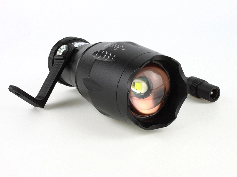Cañón de luz LED con haz regulable 3 W. 12V.