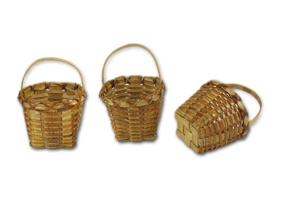 Cesta con asa