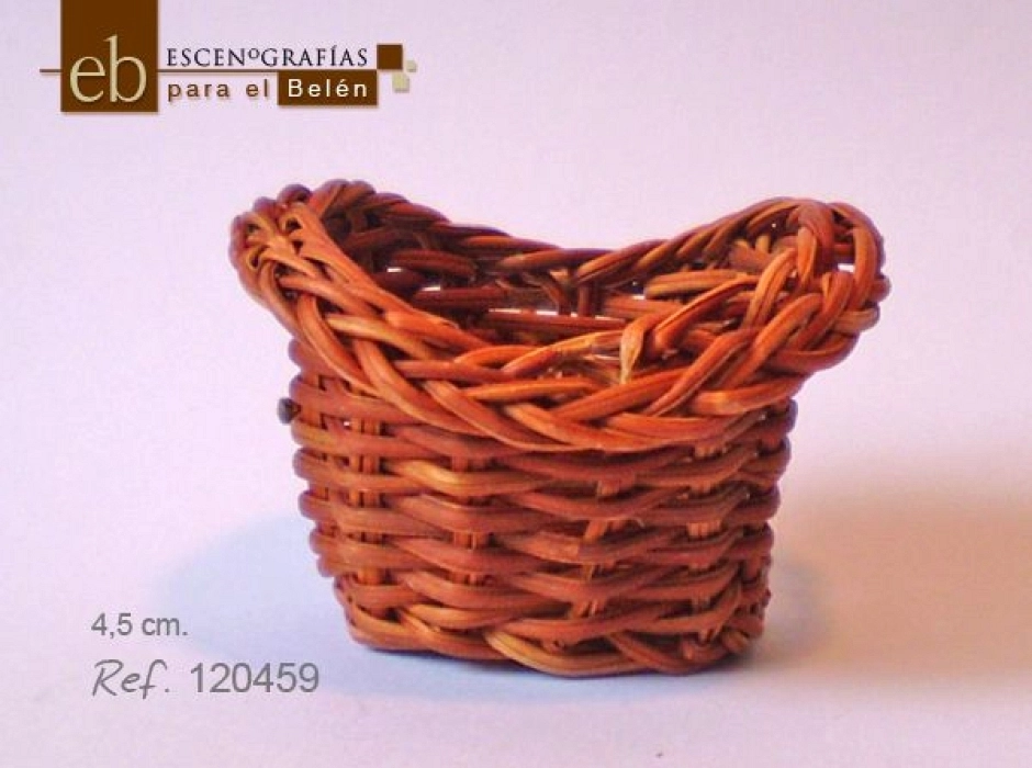 Cesta marrón ovalada