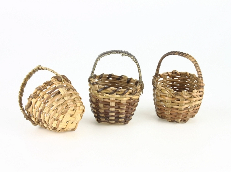 Cestas con asa Ø 4 cm. (Bolsa 3 UNI. surtidas)