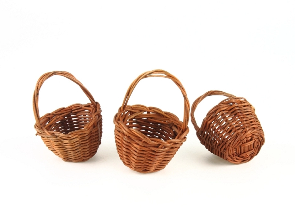 Cestas marrones con asa Ø 3,3 cm. (Bolsa 3 UNI.)