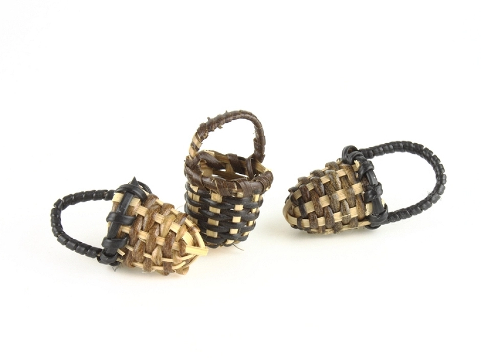 Cestas mini con asa Ø 1,5 cm. (Bolsa 3 UNI.)