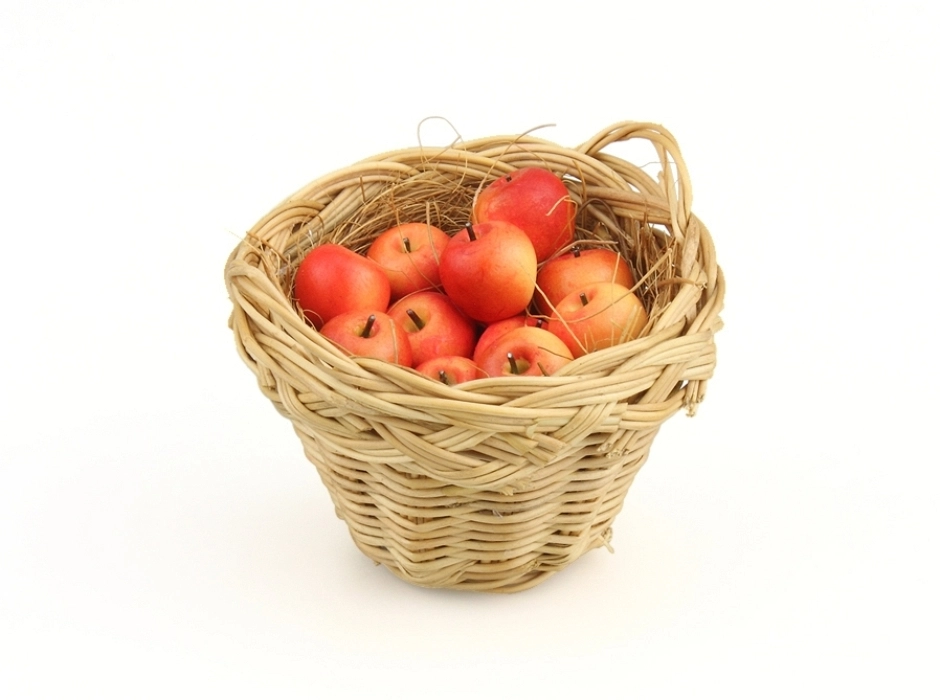 Cesto con manzanas Cesto con manzanas