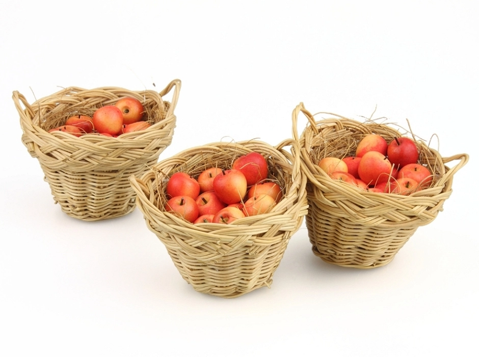 Cesto con manzanas
