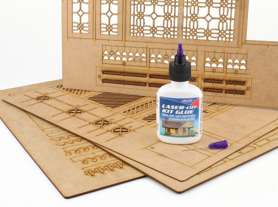 Deluxe Laser-Cut Kit Glue 25 gr.
