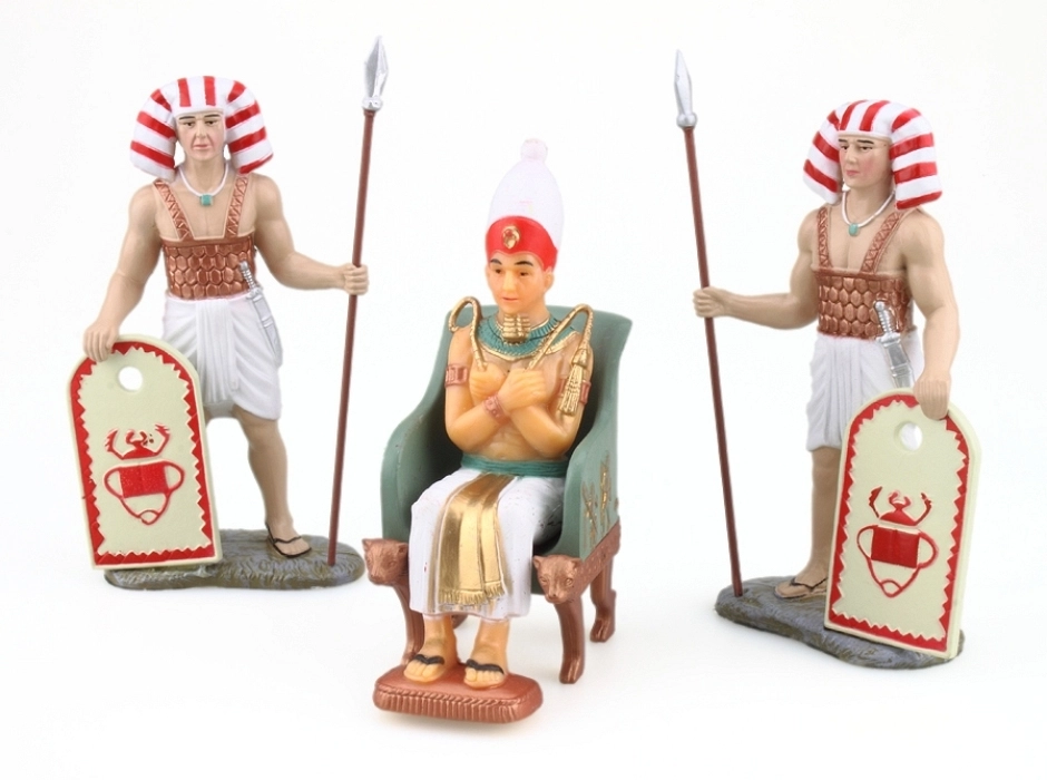 Faraón con soldados egipcios 10 cm. Faraón con soldados egipcios 10 cm.