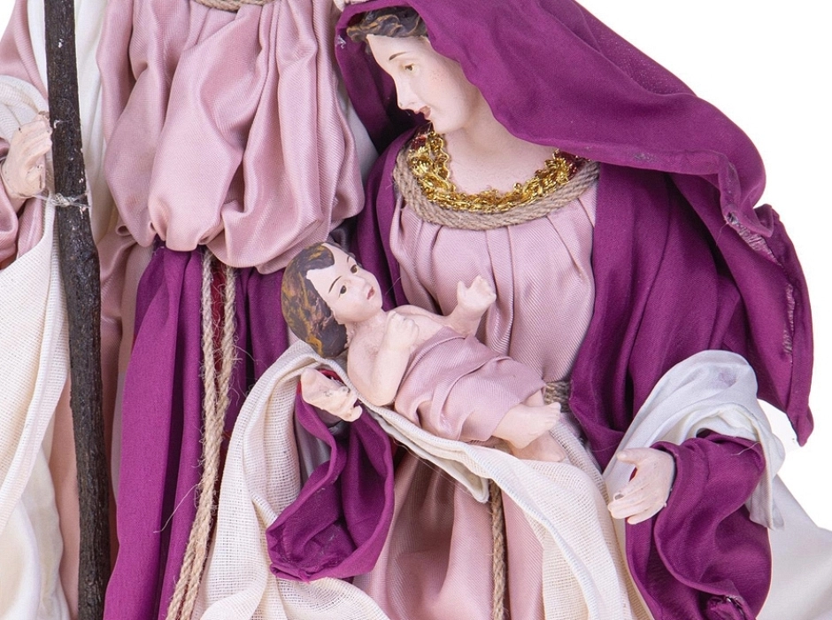 Grupo Natividad marfil rosa 47 cm.