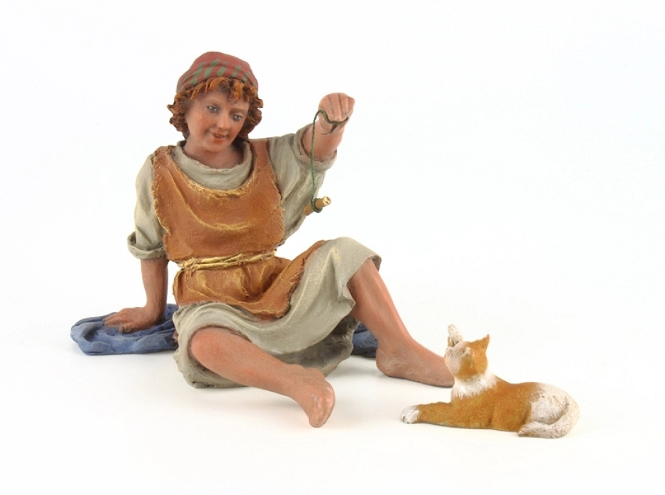 Grupo niño jugando con gato 15 cm.