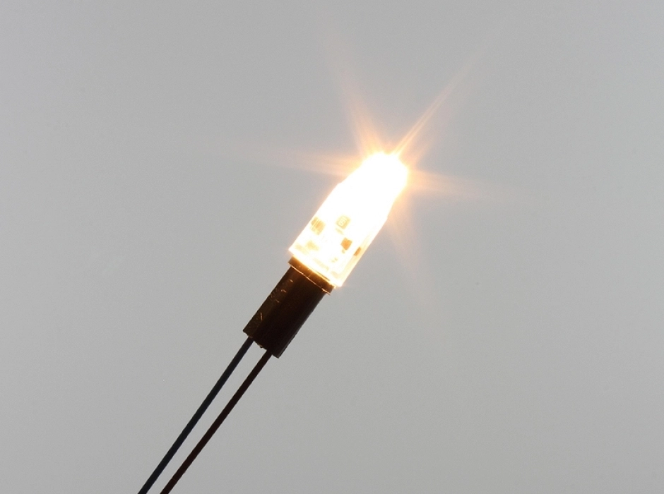 LED regulable con portalámparas