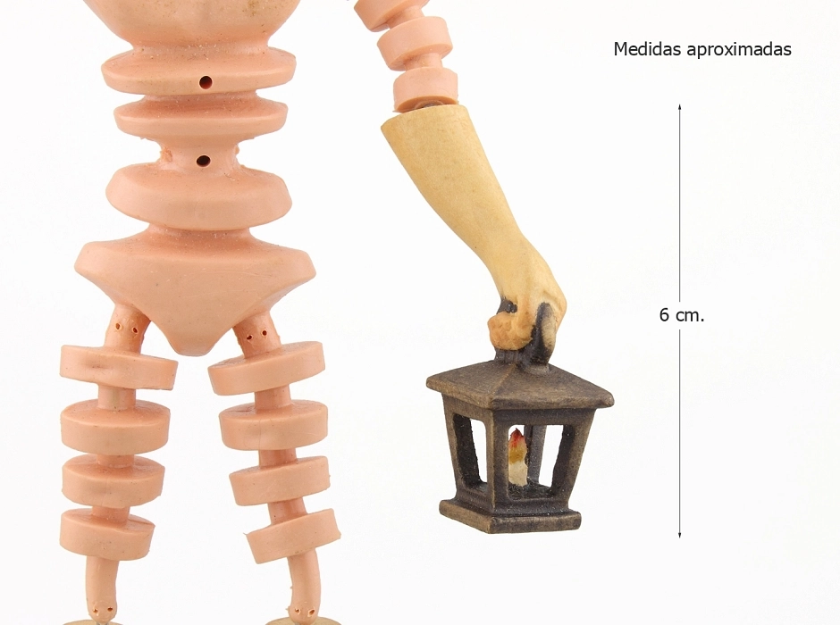Mano izquierda con farol 20 cm.