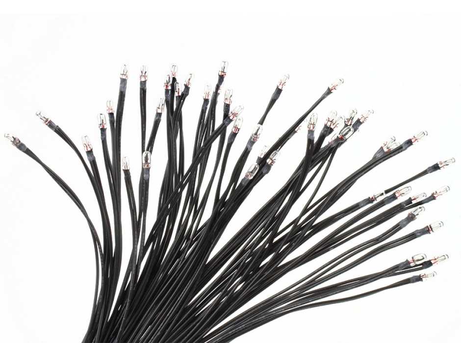 Microlámpara blanca con cable 12V. (Bolsa 4 UNI.)