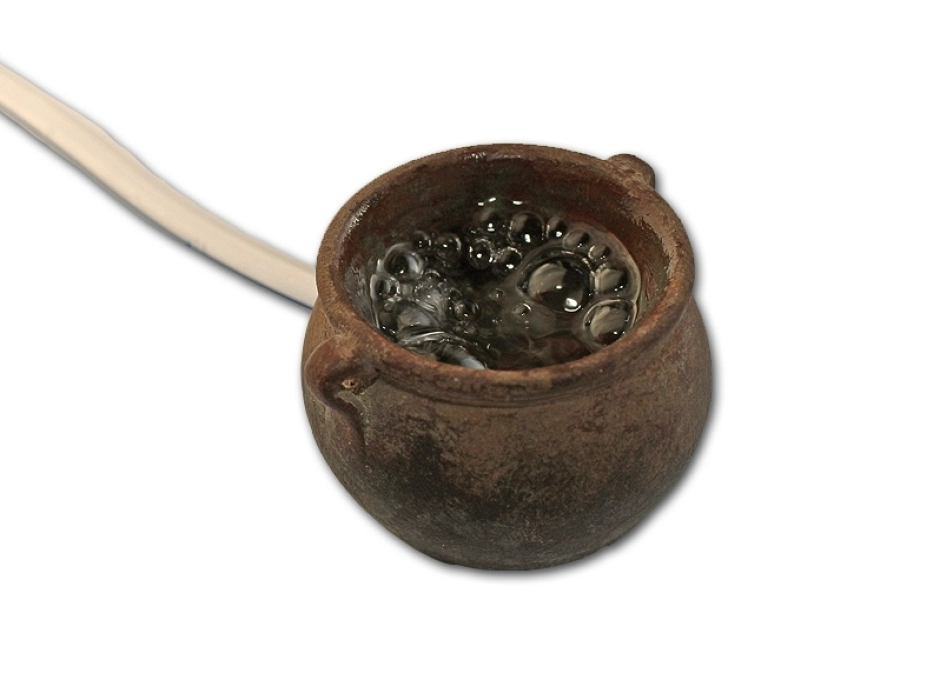 Olla con orificio para efecto olla hirviendo 4 cm.