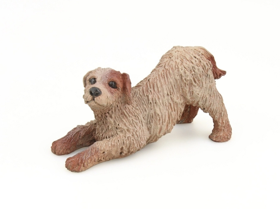 Perrita juguetona 15 - 17 cm. Perrita juguetona 15 - 17 cm.