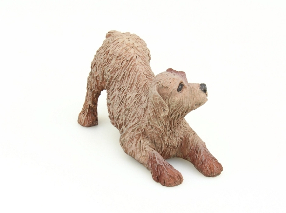 Perrita juguetona 15 - 17 cm.