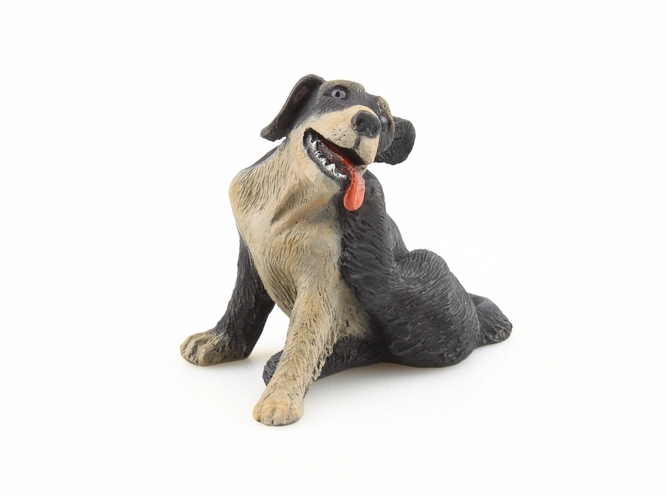 Perro malas pulgas 17 cm. Perro malas pulgas 17 cm.