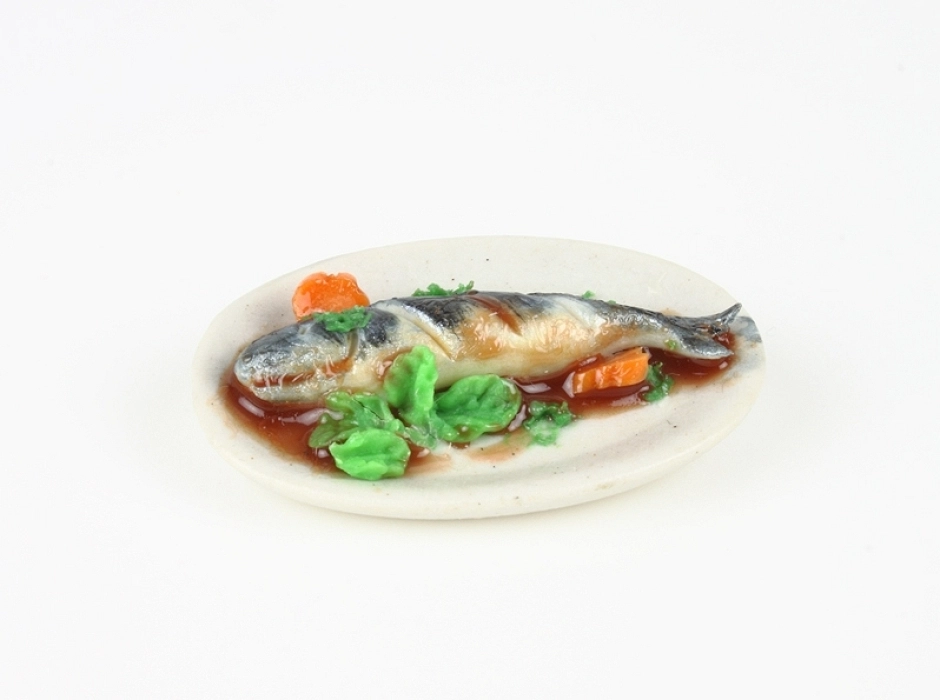 Plato ovalado con pescado