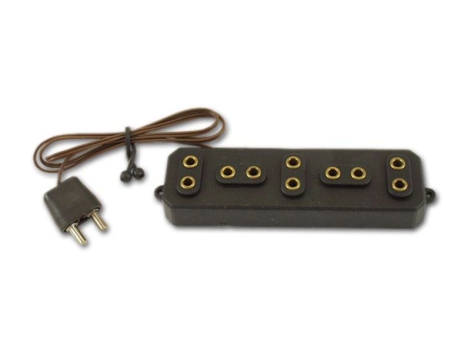 Regleta 5 conexiones apto para 3.5 V. - 12 V.