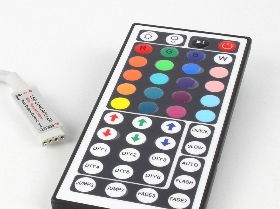 Regulador RGB con control remoto