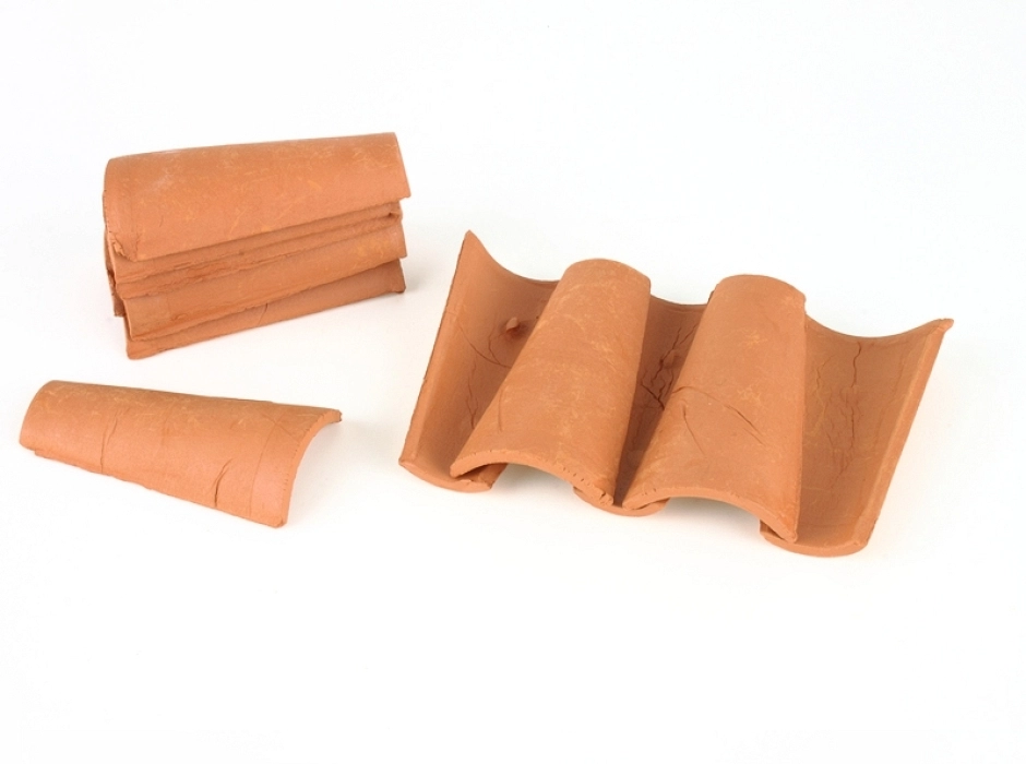 Teja árabe 5 cm. E. 1:10 (Bolsa 100 UNI.) Teja árabe 5 cm. E. 1:10 (Bolsa 100 UNI.)