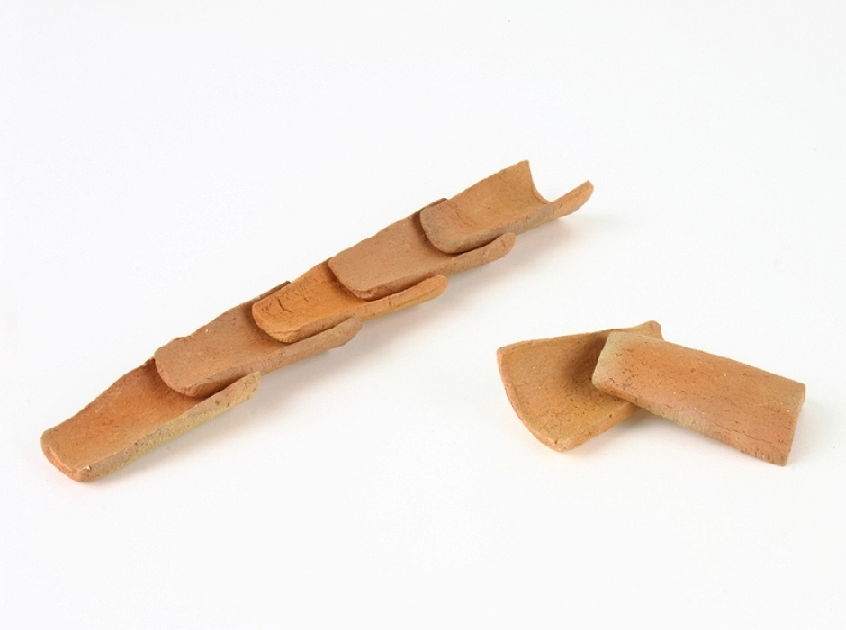 Teja canal rústica 3 cm. (Caja 120 UNI.)
