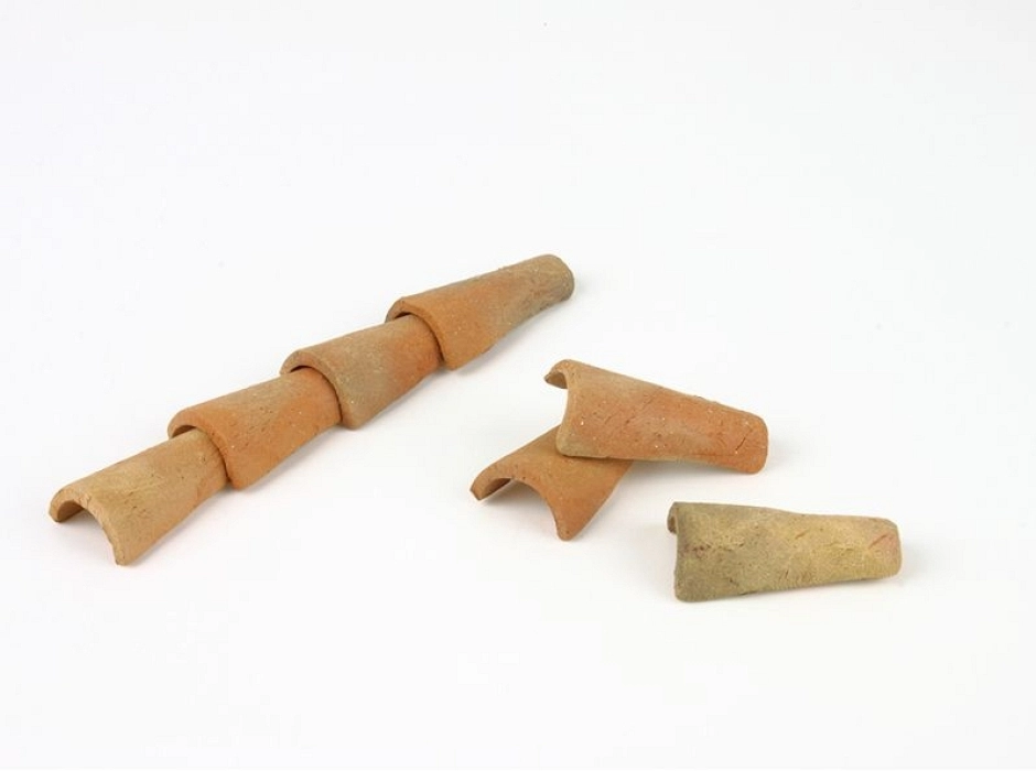 Teja roblón rústica 3 cm. (Caja 120 UNI.) Teja roblón rústica 3 cm. (Caja 120 UNI.)