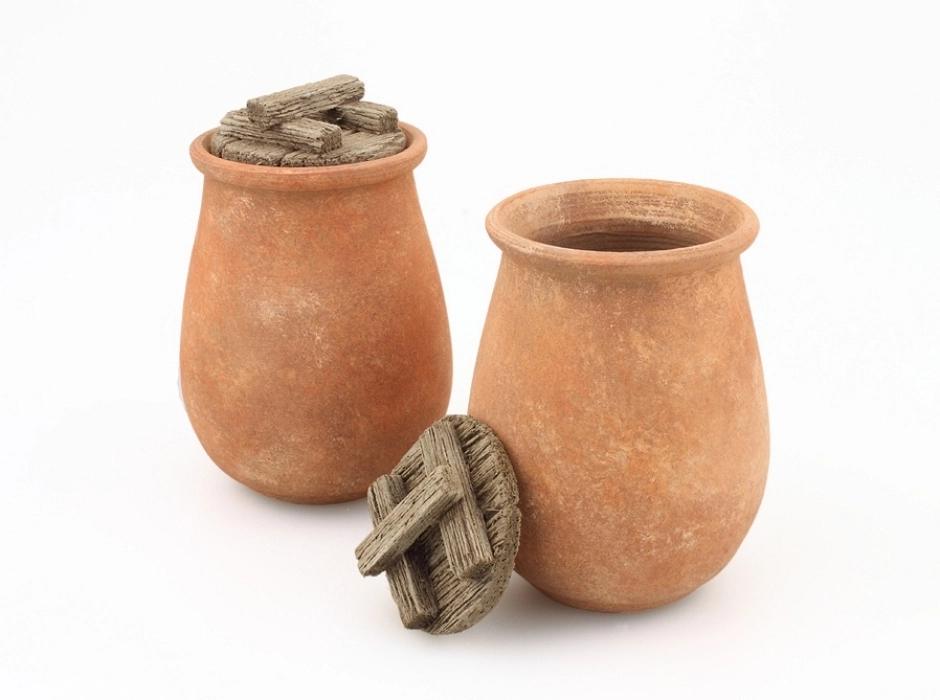 Tinaja de aceite con tapadera